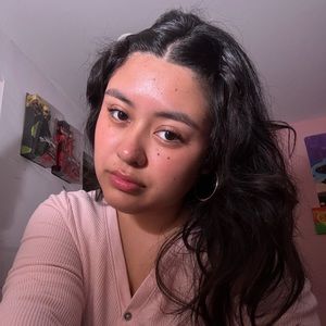 Meet your Posher, Esther